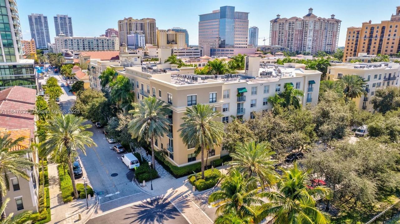 Недавно продано: $345,000 (1 спален, 1 ванн, 756 Квадратных фут)