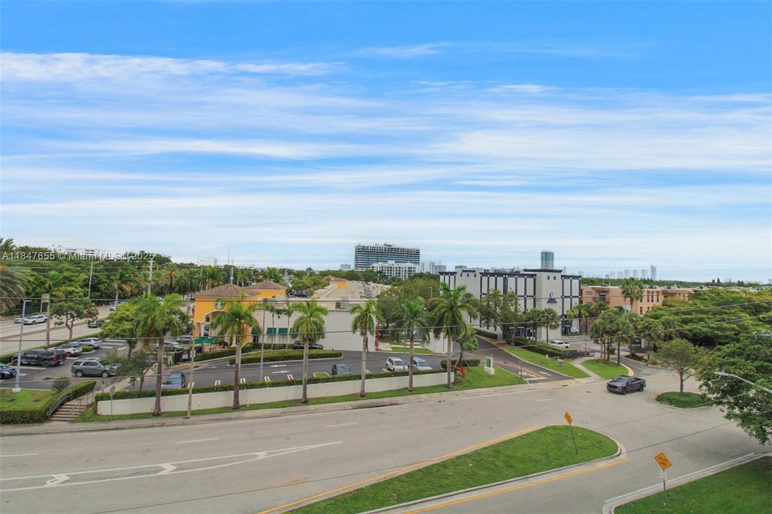 Active With Contract: $87,000 (2 beds, 2 baths, 900 Square Feet)