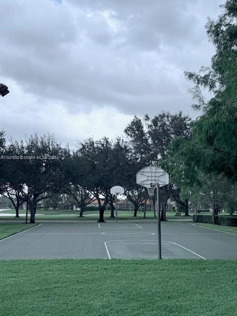 For Sale: $740,000 (4 beds, 3 baths, 2908 Square Feet)