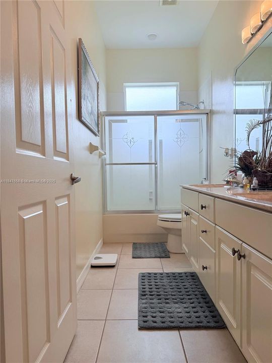 For Sale: $740,000 (4 beds, 3 baths, 2908 Square Feet)