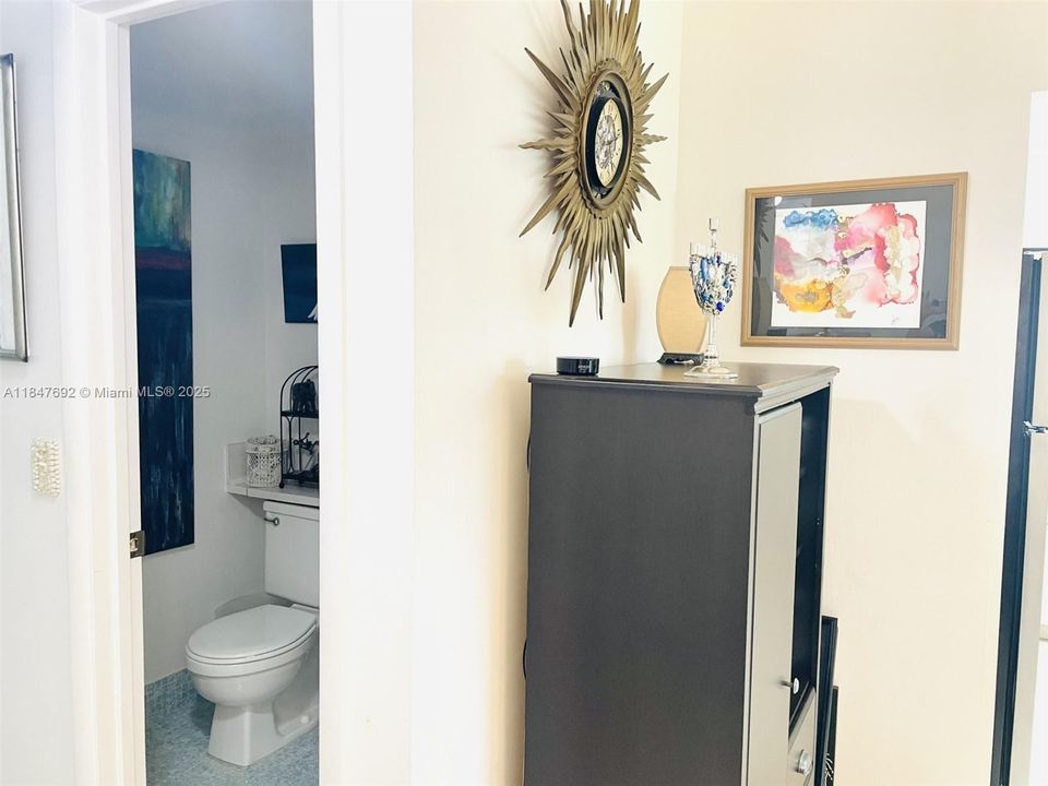 En Venta: $107,000 (1 camas, 1 baños, 700 Pies cuadrados)