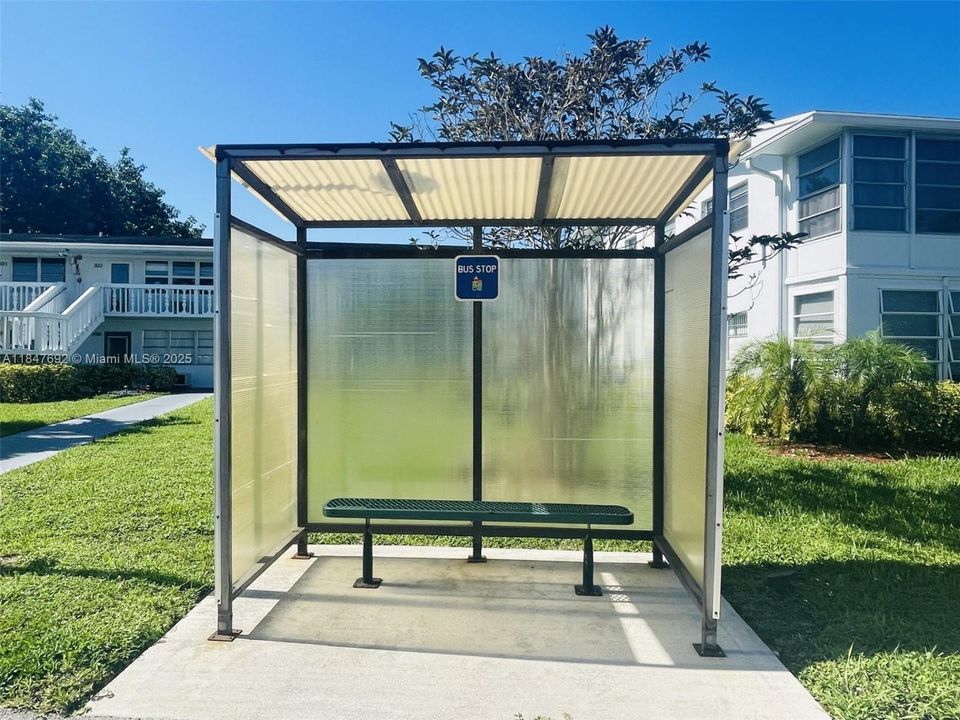 En Venta: $107,000 (1 camas, 1 baños, 700 Pies cuadrados)