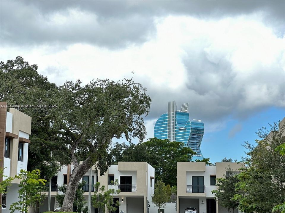 Active With Contract: $680,000 (4 beds, 3 baths, 1818 Square Feet)