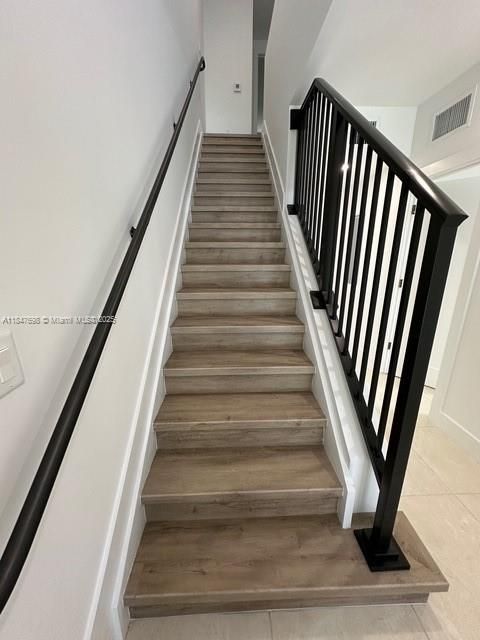 Active With Contract: $680,000 (4 beds, 3 baths, 1818 Square Feet)