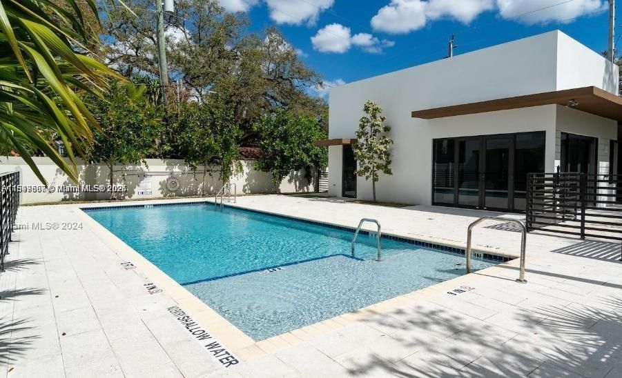 Active With Contract: $680,000 (4 beds, 3 baths, 1818 Square Feet)