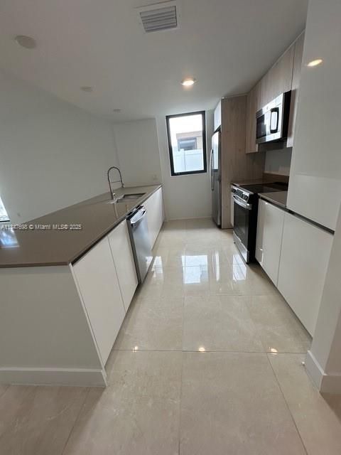 Active With Contract: $680,000 (4 beds, 3 baths, 1818 Square Feet)