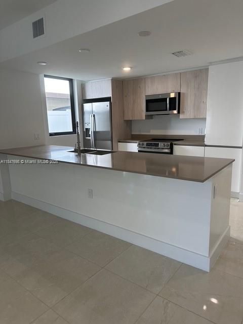 Active With Contract: $680,000 (4 beds, 3 baths, 1818 Square Feet)