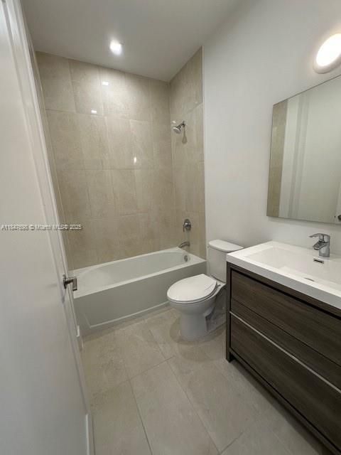 Active With Contract: $680,000 (4 beds, 3 baths, 1818 Square Feet)