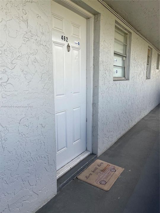 На продажу: $190,000 (1 спален, 1 ванн, 664 Квадратных фут)