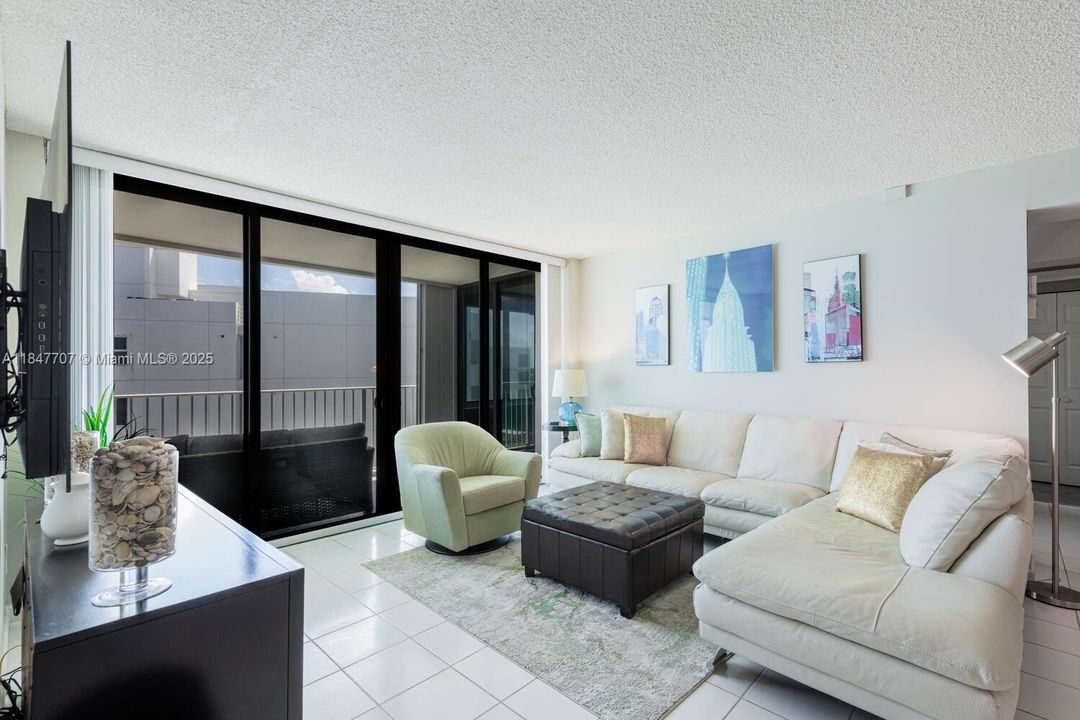 Active With Contract: $8,500 (2 beds, 2 baths, 1417 Square Feet)