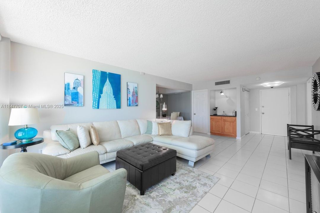Active With Contract: $8,500 (2 beds, 2 baths, 1417 Square Feet)