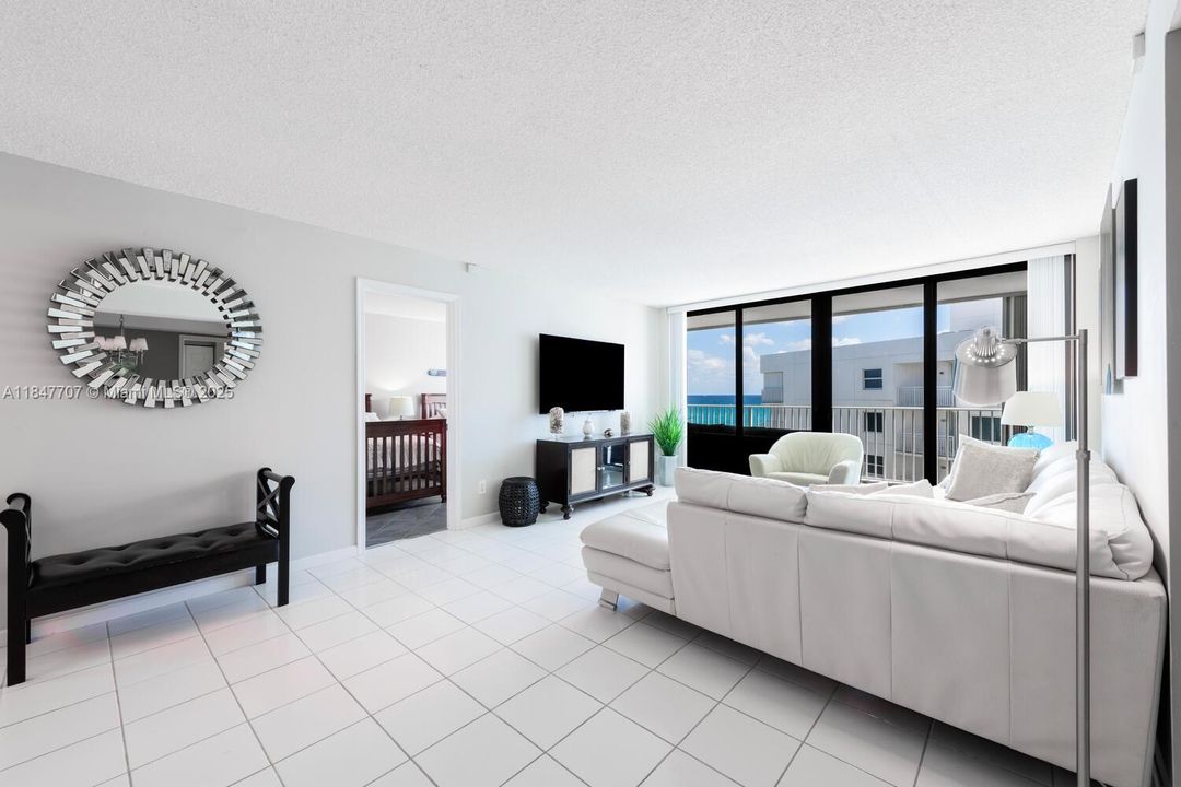 Active With Contract: $8,500 (2 beds, 2 baths, 1417 Square Feet)