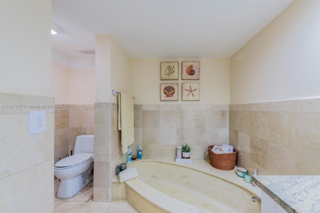 Active With Contract: $8,500 (2 beds, 2 baths, 1417 Square Feet)