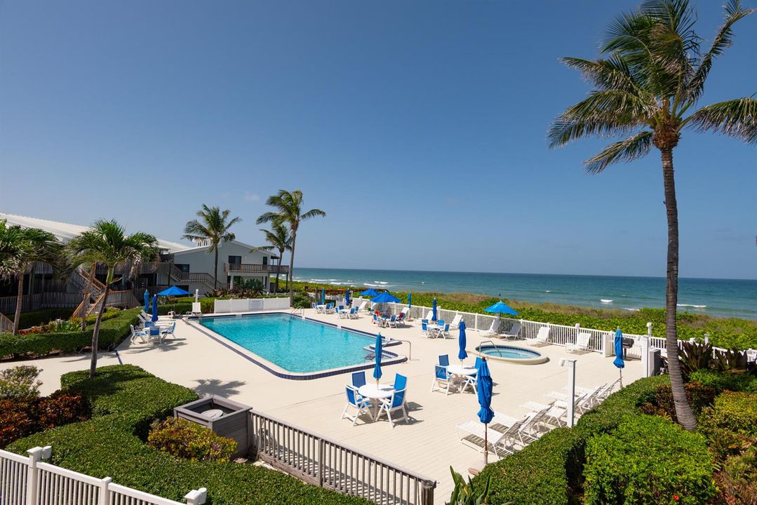 ©Clark-2355 NE Ocean Blvd-025