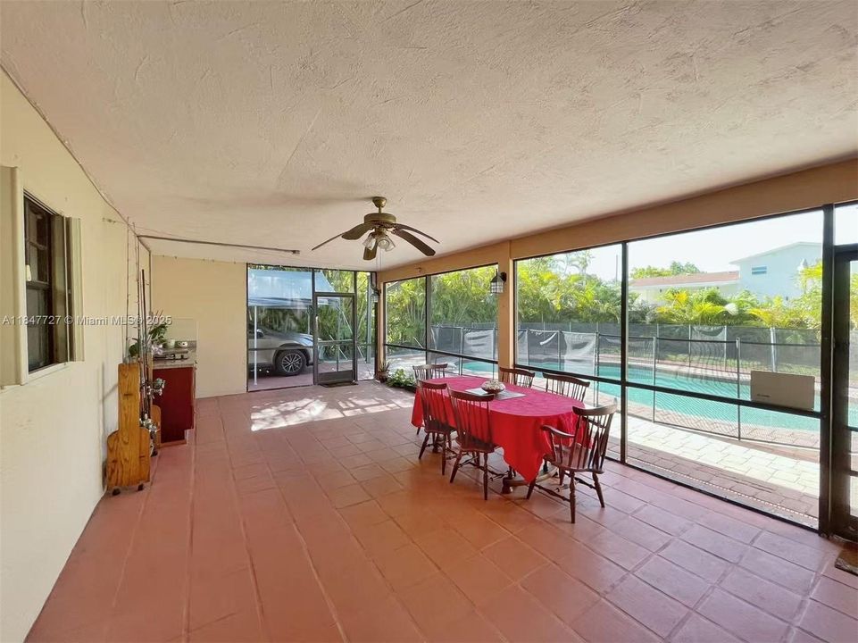 For Sale: $759,000 (3 beds, 2 baths, 1964 Square Feet)