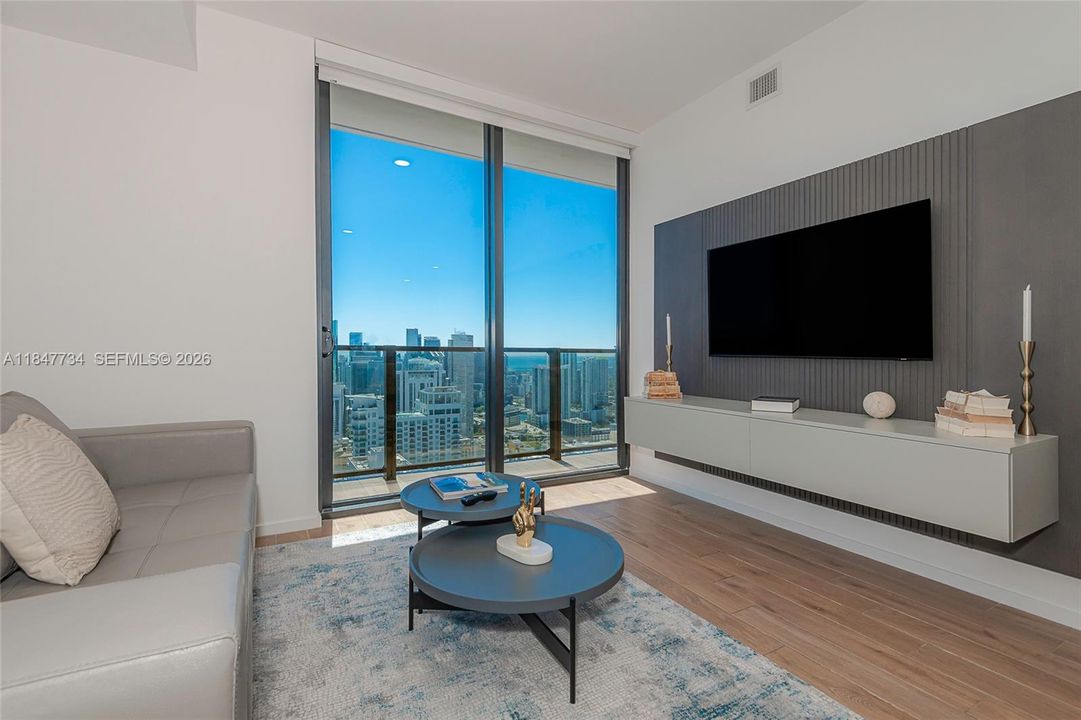 En Venta: $1,300,000 (2 camas, 3 baños, 1043 Pies cuadrados)