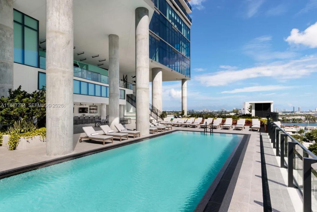 En Venta: $1,300,000 (2 camas, 3 baños, 1043 Pies cuadrados)