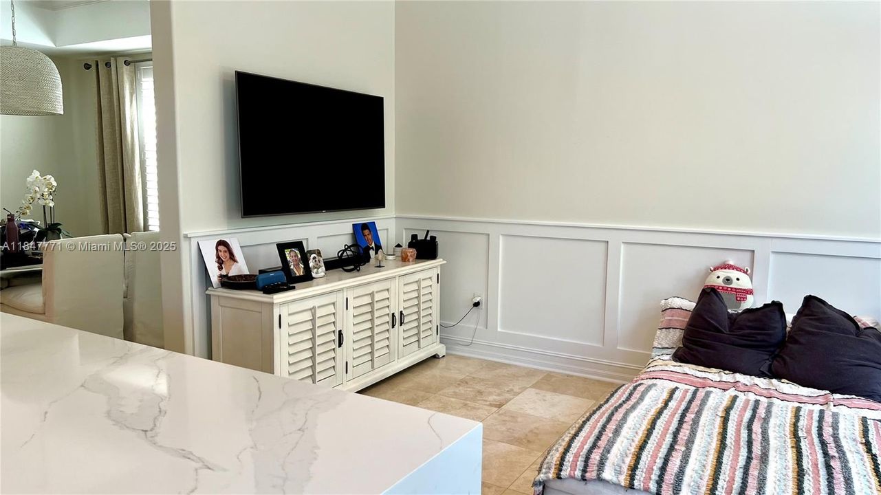 Recently Sold: $1,640,000 (4 beds, 3 baths, 2770 Square Feet)