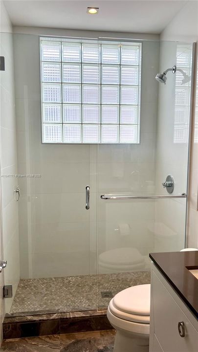 Recently Sold: $1,640,000 (4 beds, 3 baths, 2770 Square Feet)