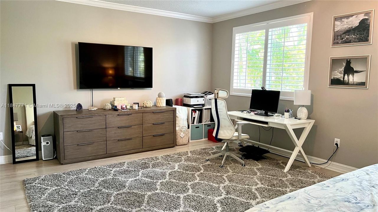 Recently Sold: $1,640,000 (4 beds, 3 baths, 2770 Square Feet)