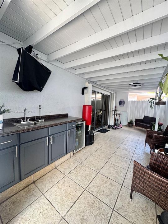 待售: $525,000 (3 贝兹, 2 浴室, 1090 平方英尺)