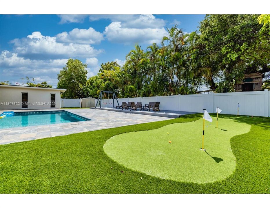 For Sale: $1,586,000 (5 beds, 3 baths, 2837 Square Feet)