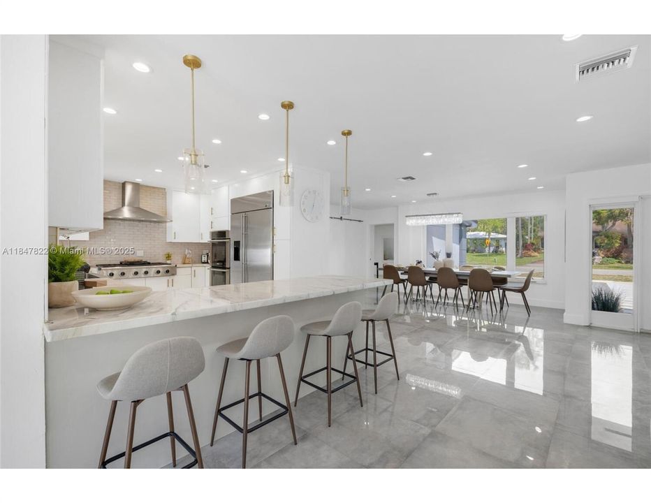 For Sale: $1,586,000 (5 beds, 3 baths, 2837 Square Feet)