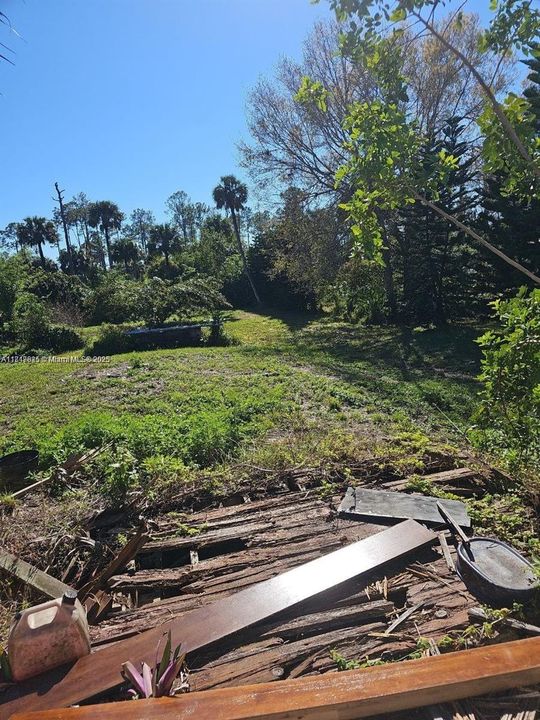 Recently Sold: $175,500 (1.14 acres)