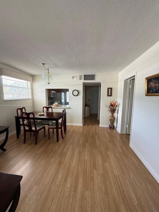 En Renta: $1,800 (1 camas, 1 baños, 775 Pies cuadrados)