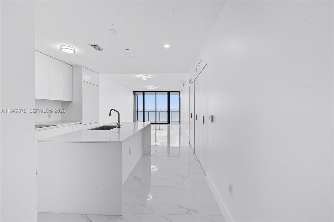 For Sale: $2,149,000 (2 beds, 3 baths, 1792 Square Feet)