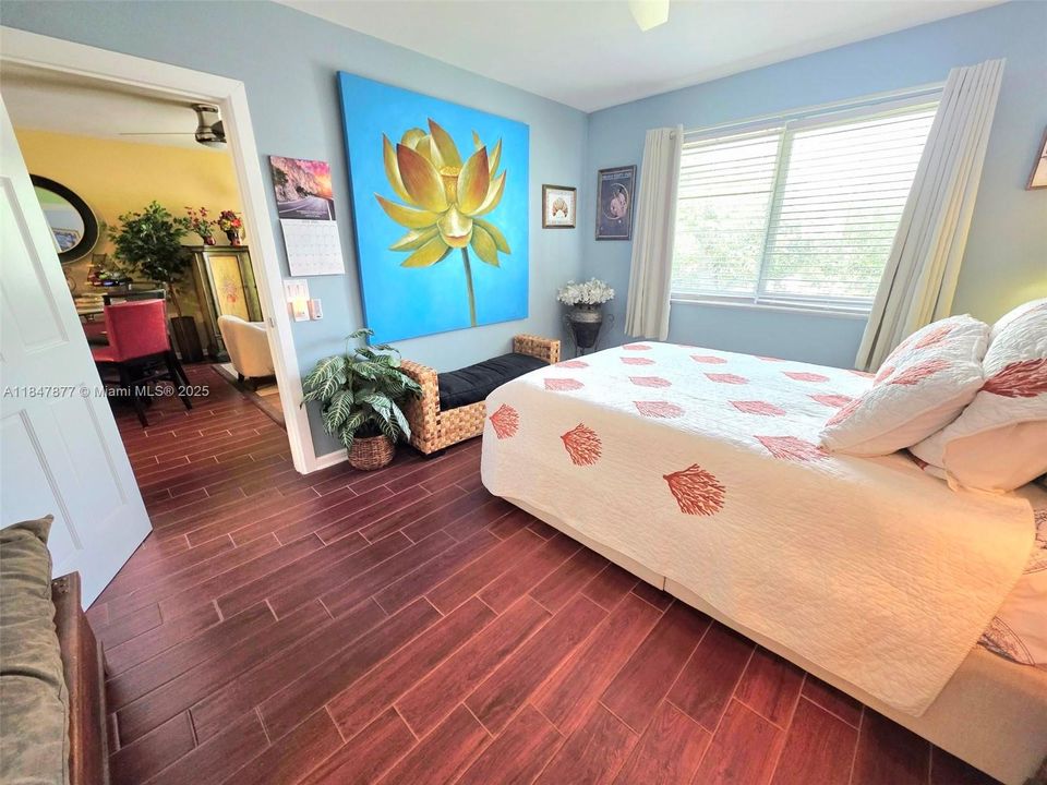 На продажу: $129,000 (1 спален, 1 ванн, 650 Квадратных фут)