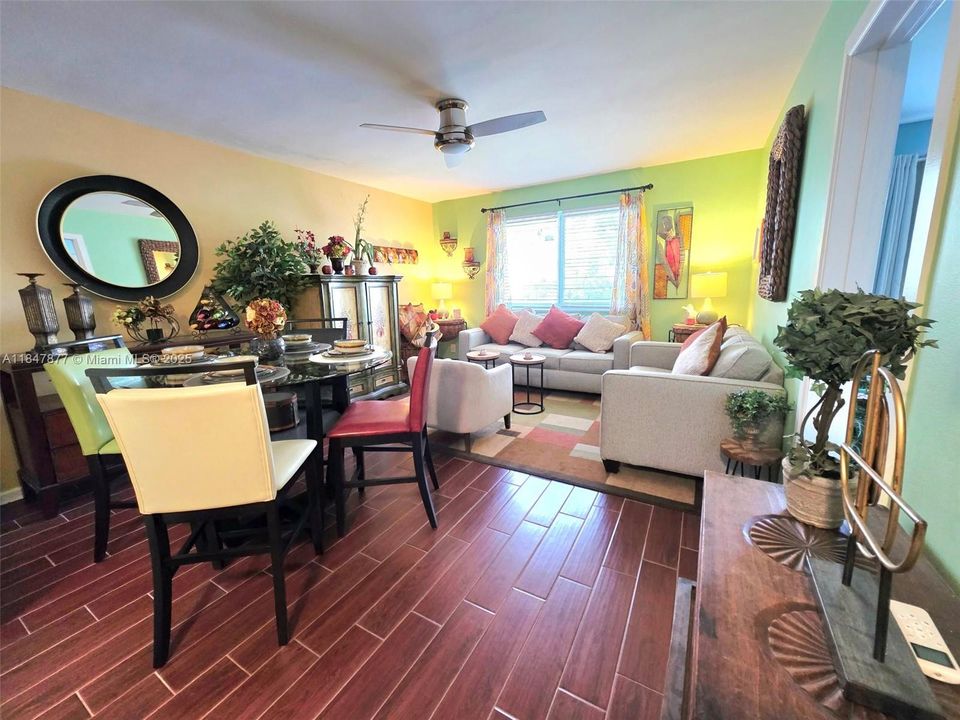 На продажу: $129,000 (1 спален, 1 ванн, 650 Квадратных фут)