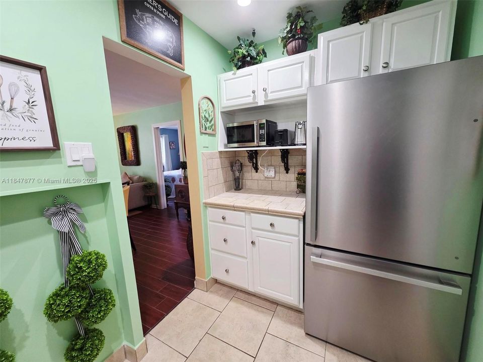 На продажу: $129,000 (1 спален, 1 ванн, 650 Квадратных фут)