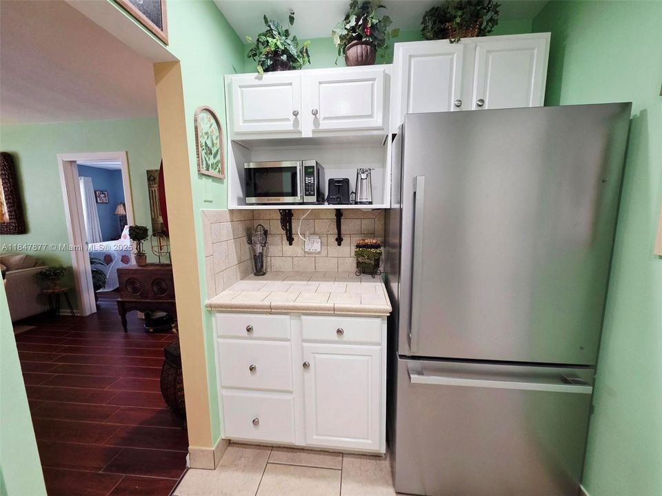 На продажу: $129,000 (1 спален, 1 ванн, 650 Квадратных фут)