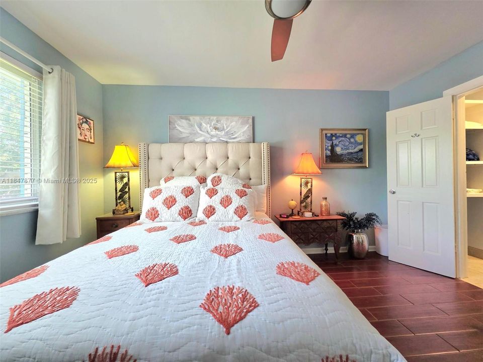 На продажу: $129,000 (1 спален, 1 ванн, 650 Квадратных фут)