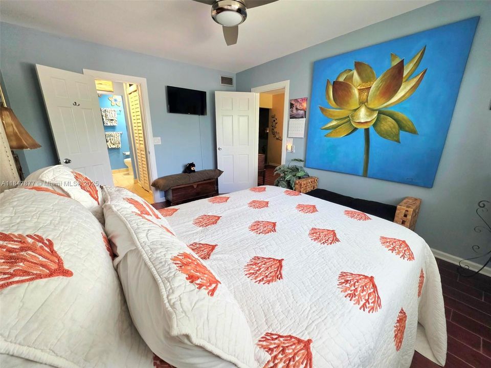 На продажу: $129,000 (1 спален, 1 ванн, 650 Квадратных фут)