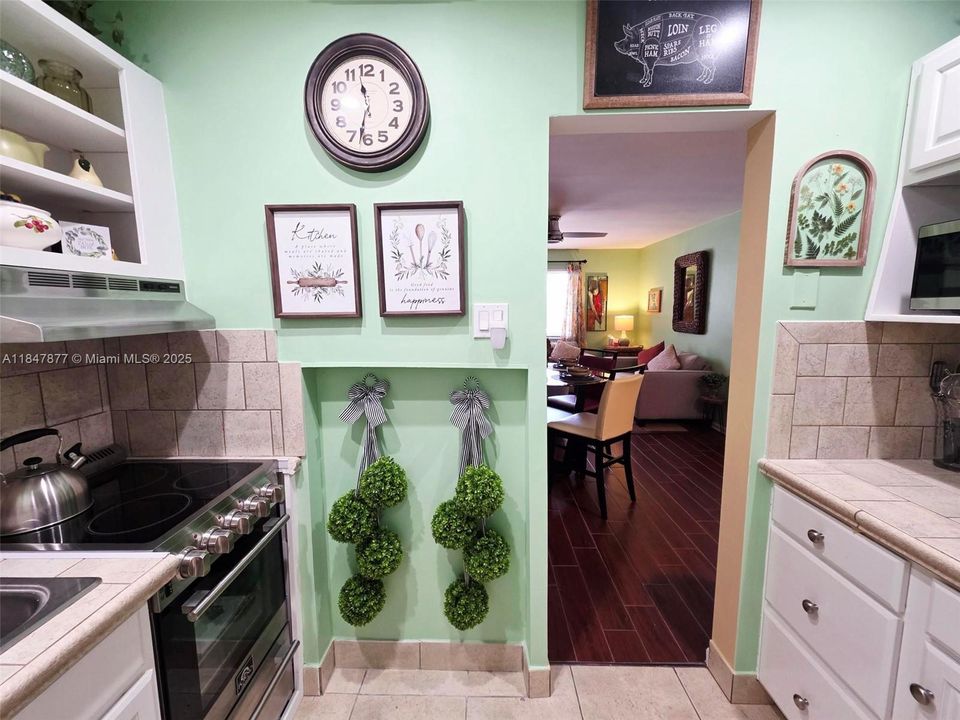 На продажу: $129,000 (1 спален, 1 ванн, 650 Квадратных фут)