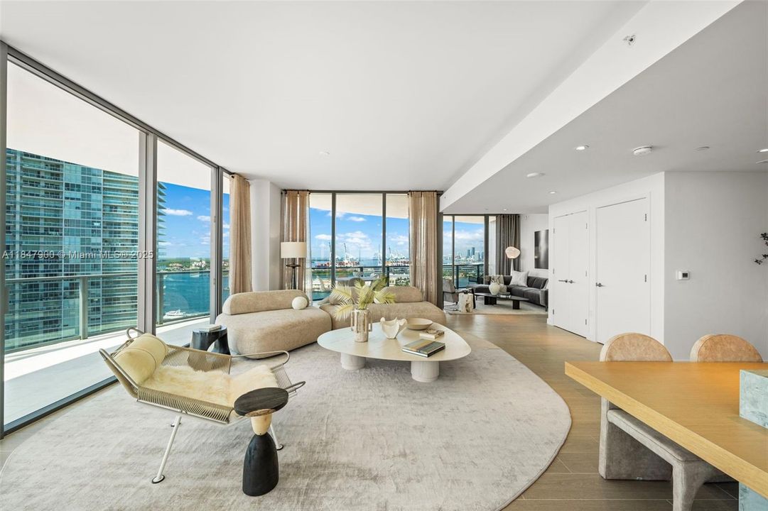 For Sale: $6,825,000 (4 beds, 5 baths, 3521 Square Feet)