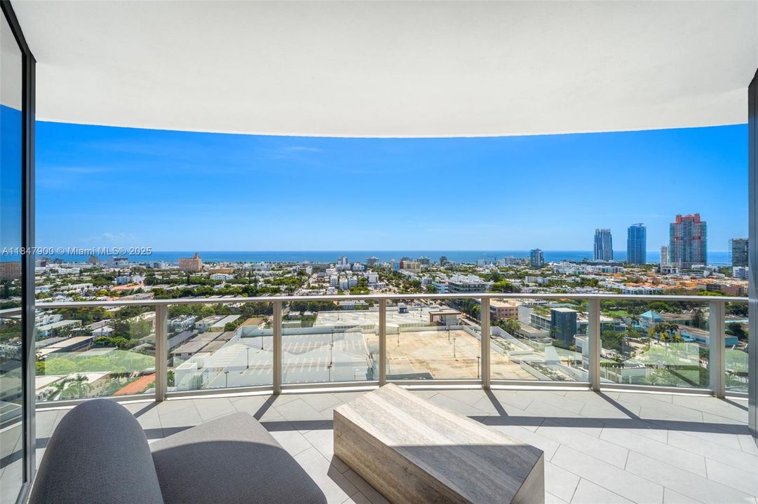 For Sale: $6,825,000 (4 beds, 5 baths, 3521 Square Feet)