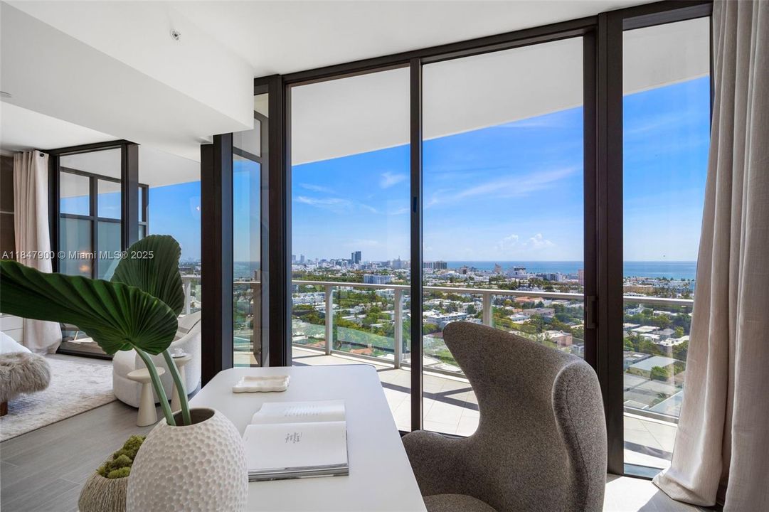 For Sale: $6,825,000 (4 beds, 5 baths, 3521 Square Feet)