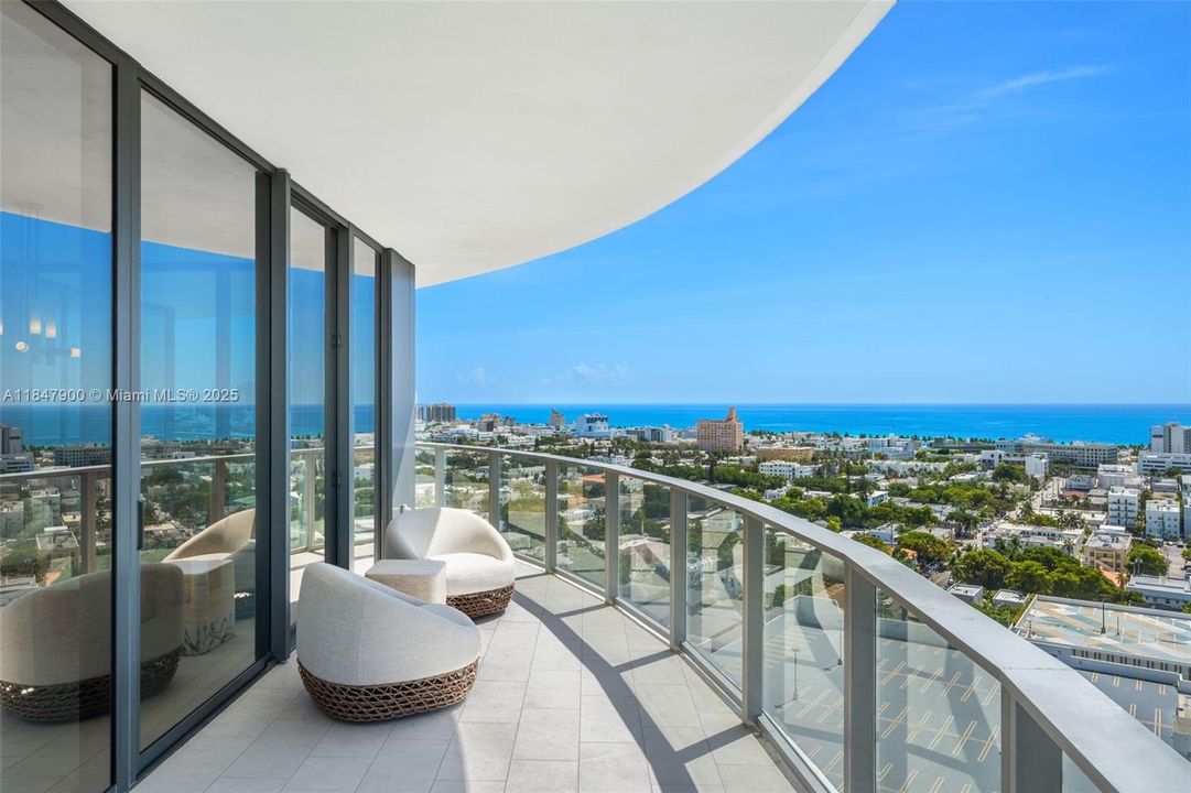 For Sale: $6,825,000 (4 beds, 5 baths, 3521 Square Feet)