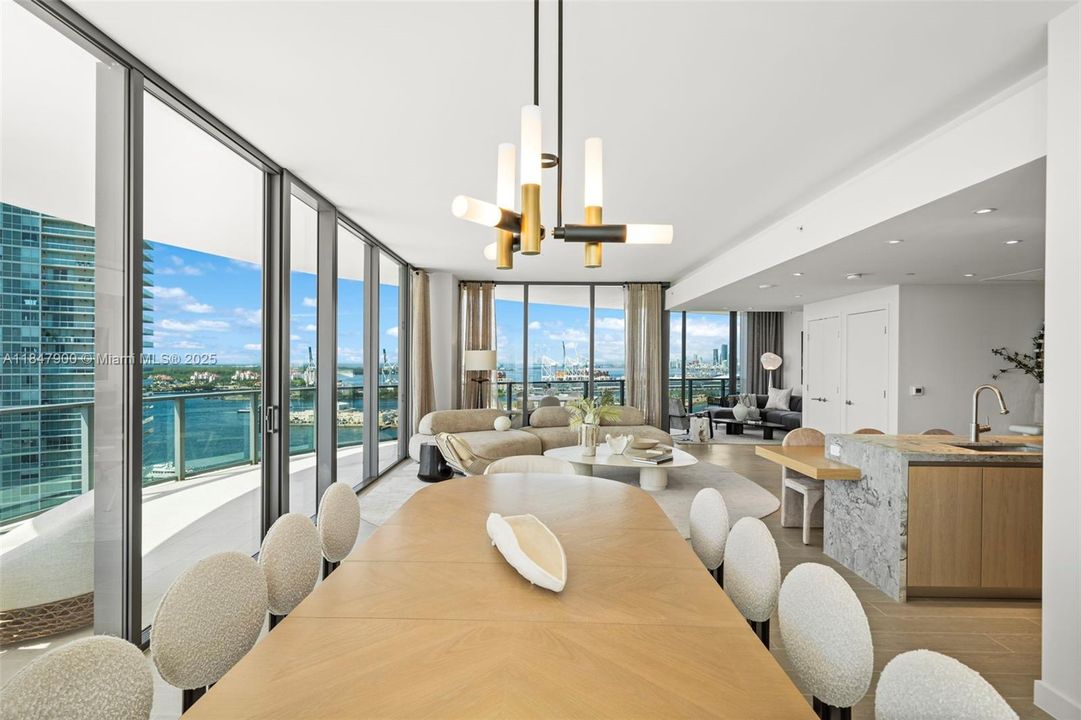 For Sale: $6,825,000 (4 beds, 5 baths, 3521 Square Feet)