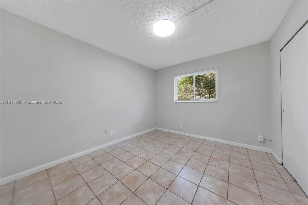 На продажу: $1,290,000 (0 спален, 0 ванн, 4243 Квадратных фут)