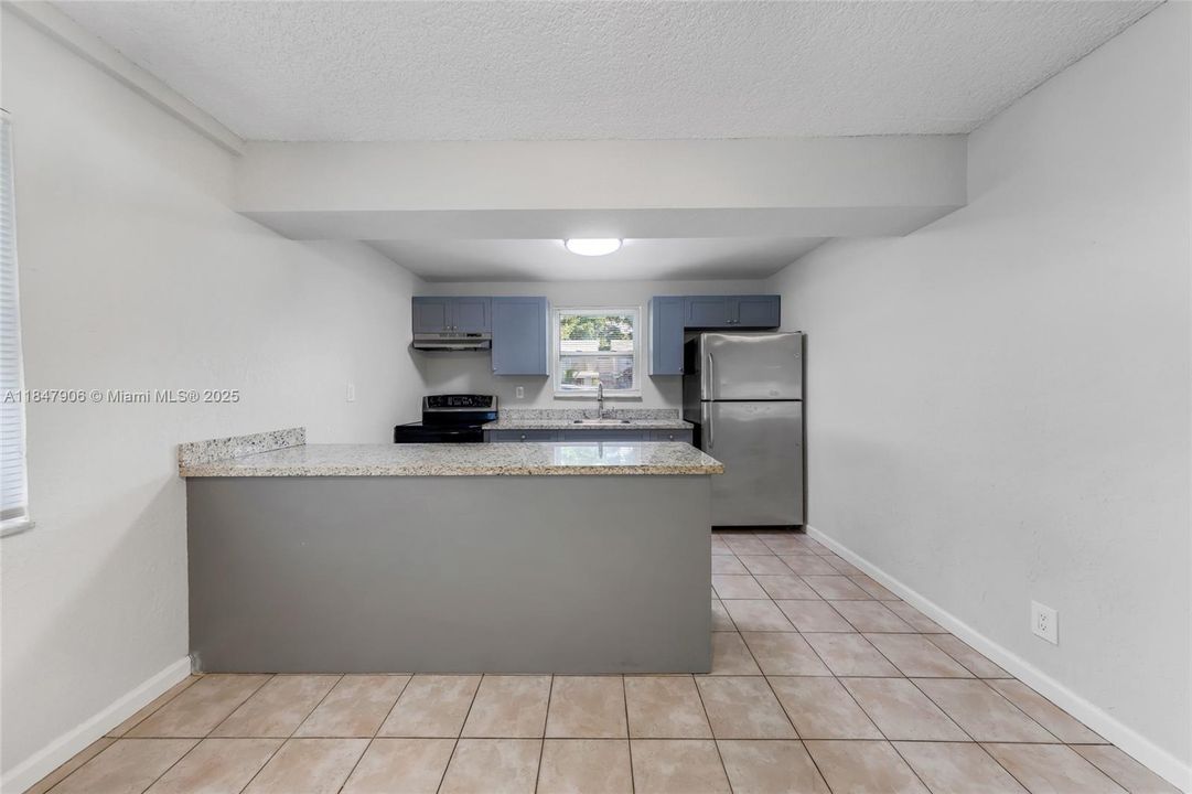 На продажу: $1,290,000 (0 спален, 0 ванн, 4243 Квадратных фут)