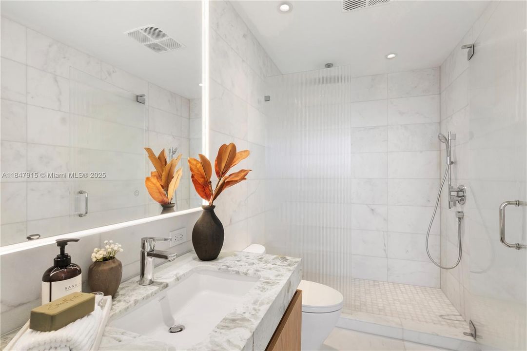 Vendido Recientemente: $1,386,000 (1 camas, 1 baños, 878 Pies cuadrados)