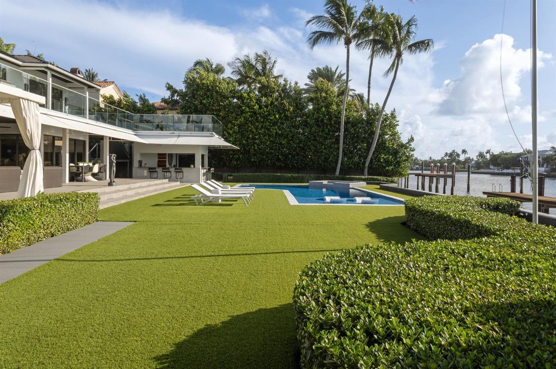 mls_GREENSPACE_STRAIGHT_EB