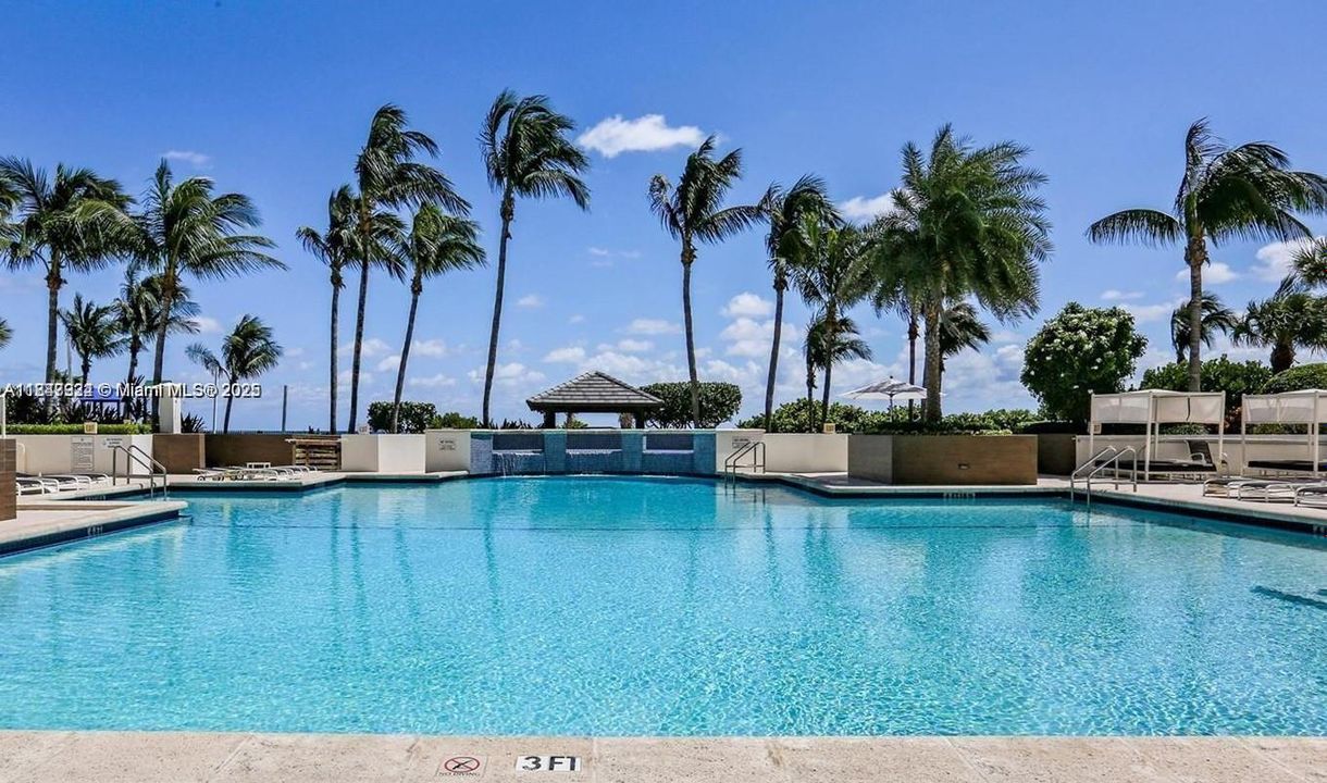 Active With Contract: $8,500 (2 beds, 2 baths, 1490 Square Feet)