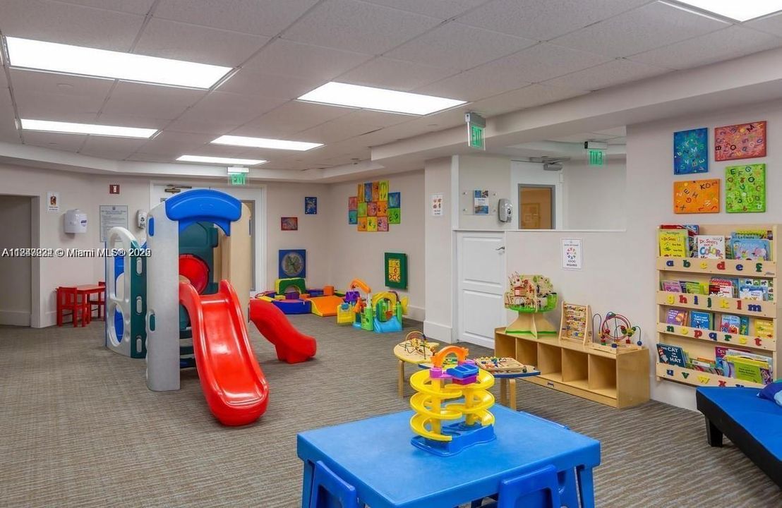 Active With Contract: $8,500 (2 beds, 2 baths, 1490 Square Feet)