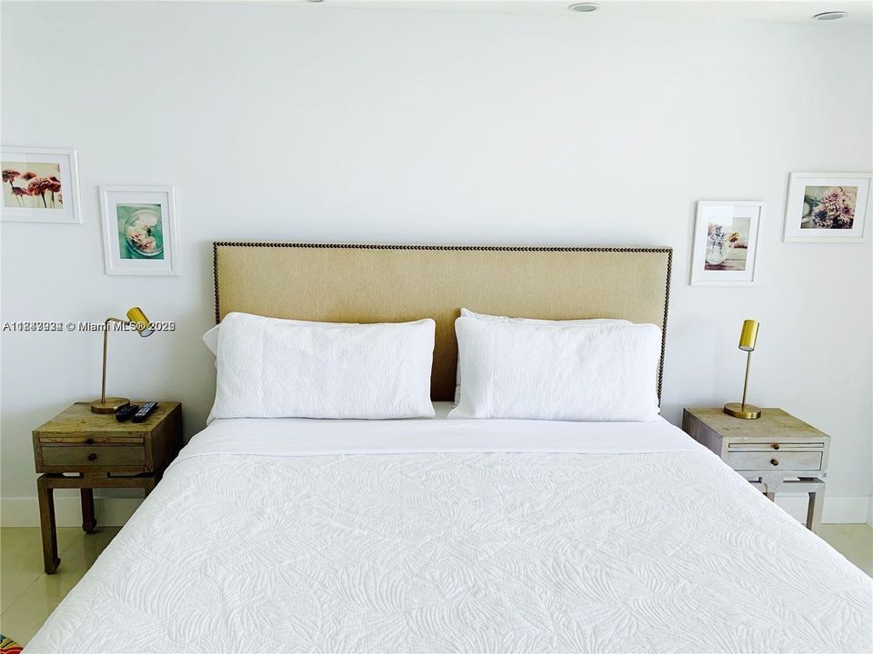 Active With Contract: $8,500 (2 beds, 2 baths, 1490 Square Feet)