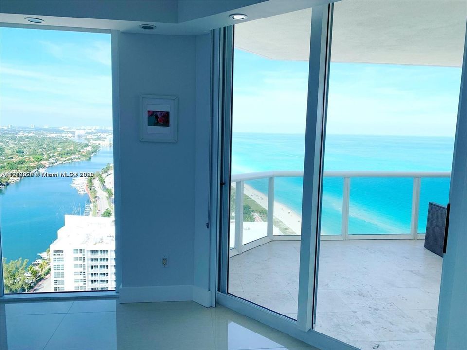 Active With Contract: $8,500 (2 beds, 2 baths, 1490 Square Feet)